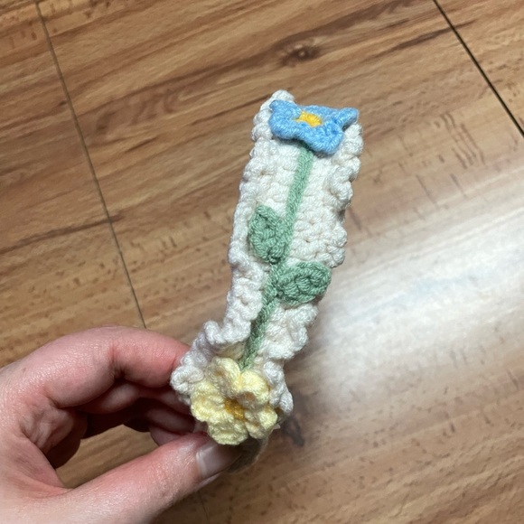 Black Multicolor Floral Knit/ Crochet Headband - Picture 7 of 7